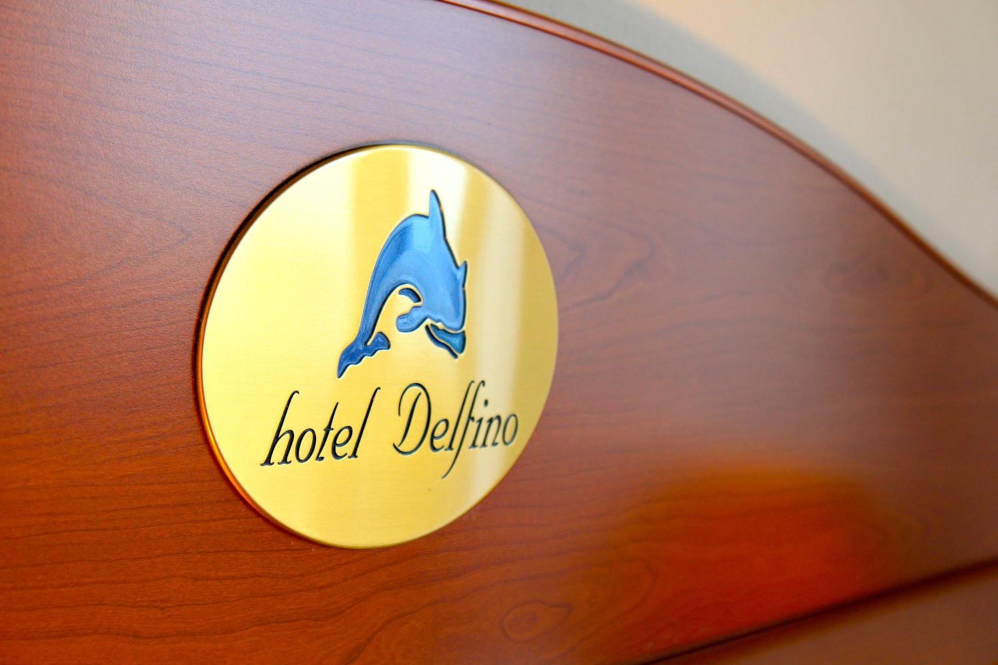 Hotel Delfino Каорле Экстерьер фото